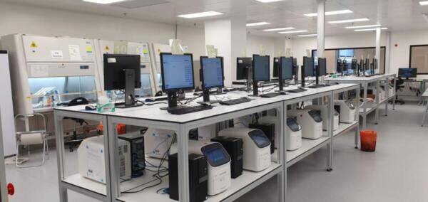 מעבדת בדיקות קורונה