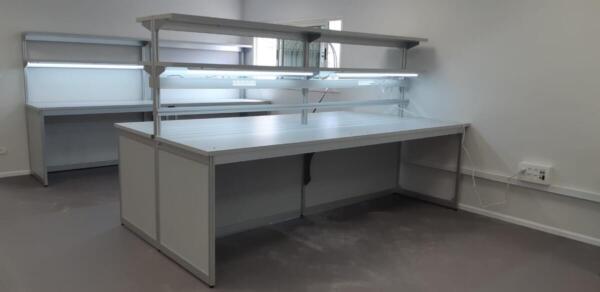 שולחנות מעבדה פורמייקה אנטי סטטית