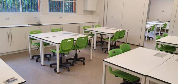 ריהוט למעבדות בית ספר