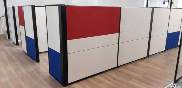 מבחר צבעים לחיפוי המחיצה לבחירת הלקוח