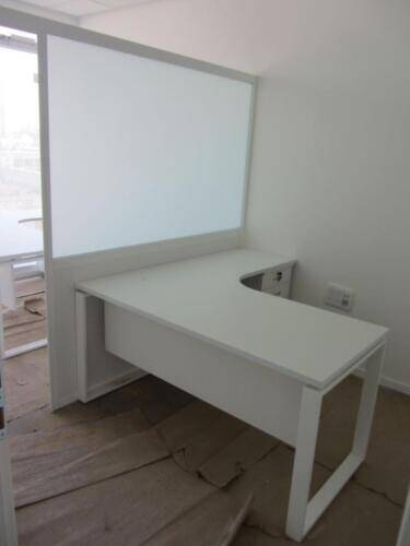 שולחן משרדי