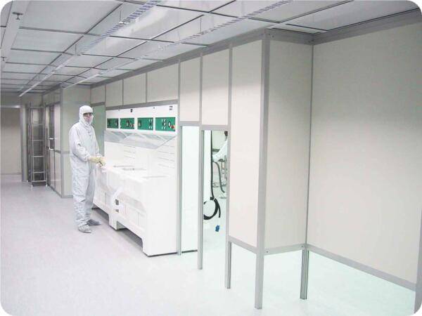 קיר לחדר נקי במפעל שבבים 