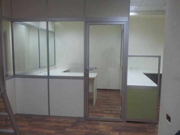 סגירת משרדי מנהלים