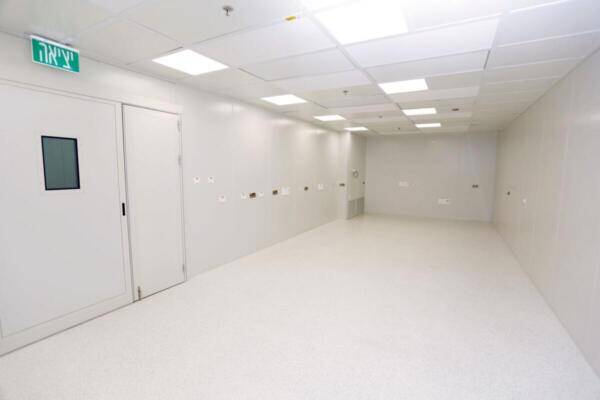 קירות פח לחדר נקי