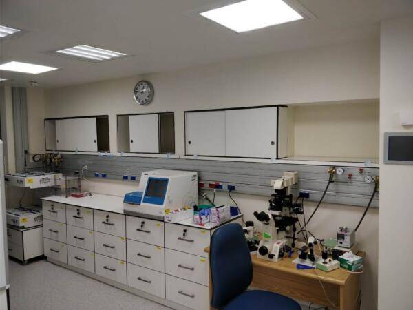 ארונות הזזה בנישה