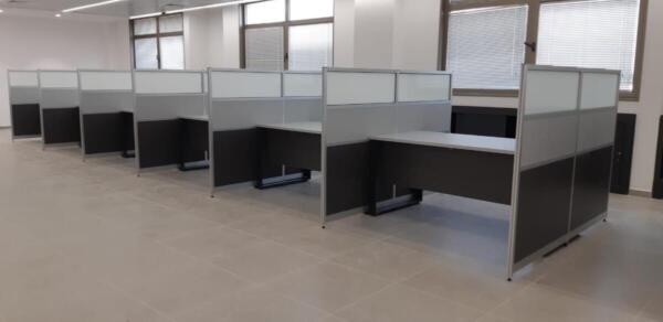 מערך עמדות לקבלת קהל