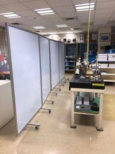 מחיצות במילוי פוליגל חלבי