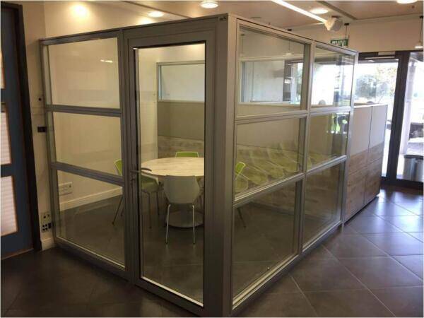 סגירת משרד מחיצות בעובי 5 סמ